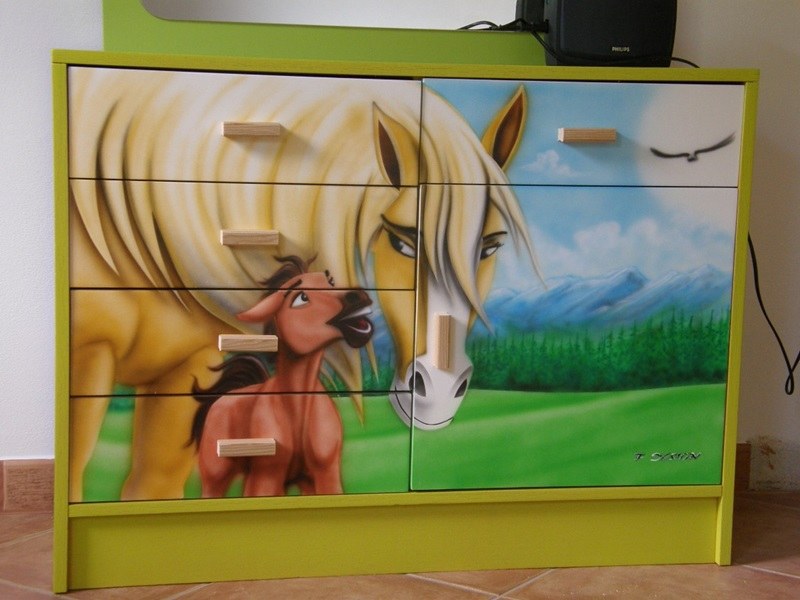 Pohištvo - F-Design airbrush