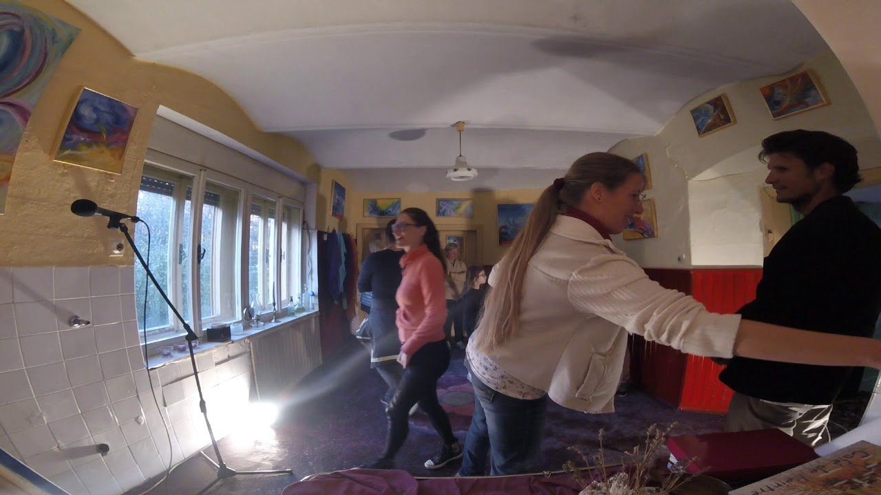 Bea in Ina OKT 2017 Razstava ARTHOUSE otvoritev CELA